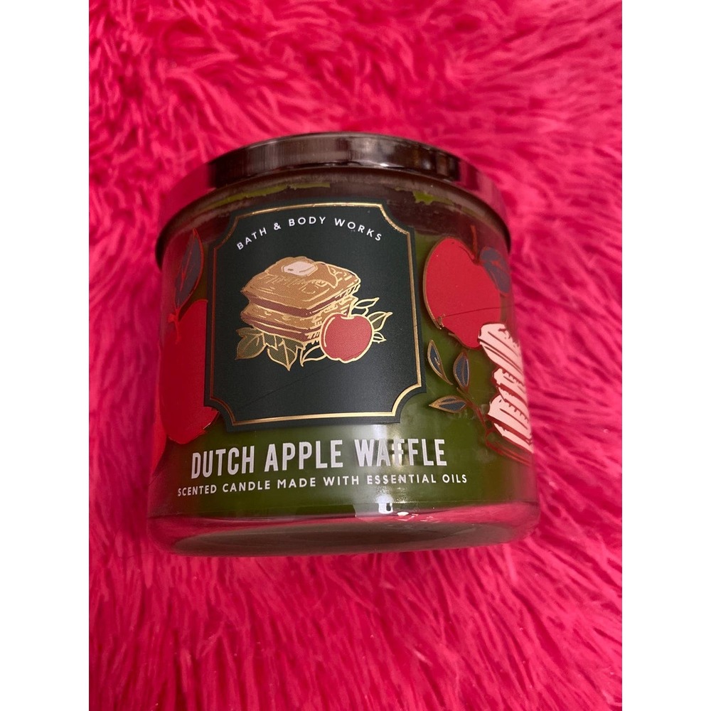 Bath and body Works Dutch‎ Apple waffle candle